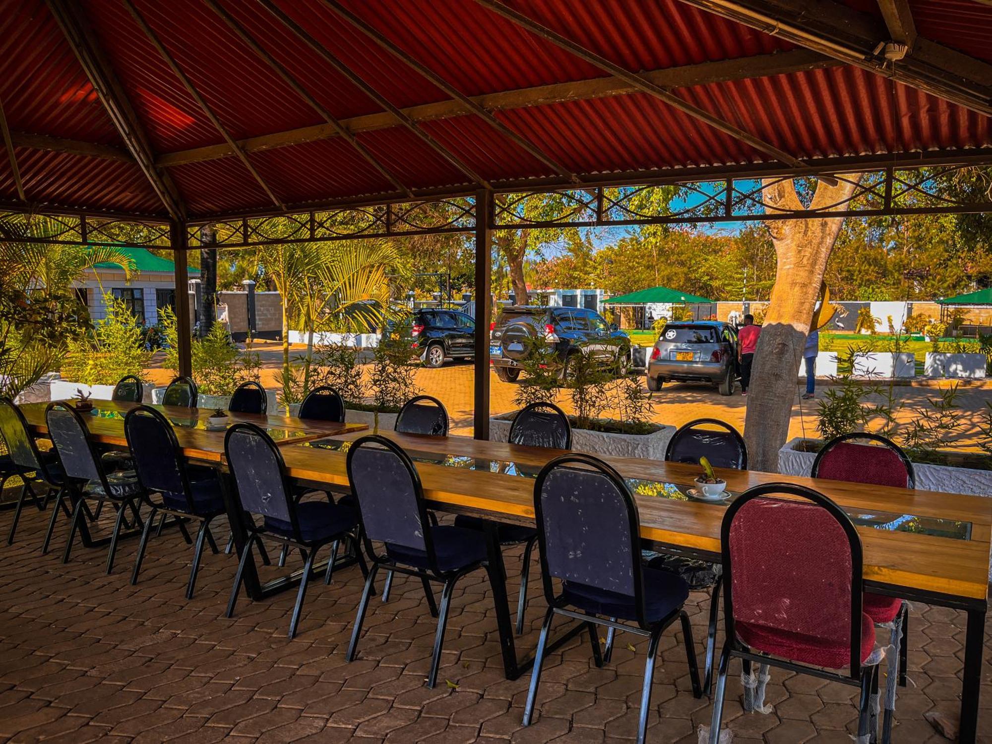 Hotel Njiro Climax